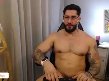 Chaturbate Best live sex cam show of johnklleyn