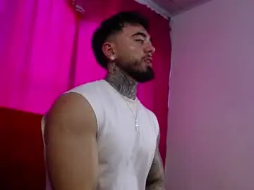 Chaturbate Best live sex cam show of tommyblessd1
