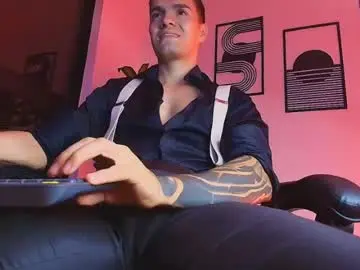 Chaturbate Live Sex Cam of alpha_dominus_