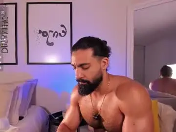 Chaturbate Free Live Porn of maxstrong01