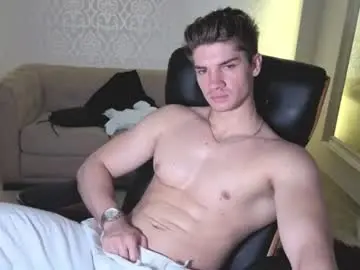 Chaturbate Free Porn Cam of maxkaiden