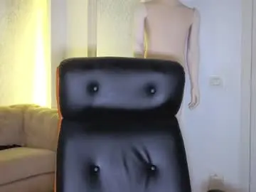 Chaturbate Live Sex Cam of maxkaiden