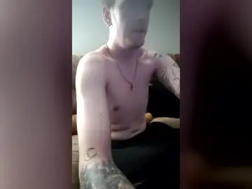 Chaturbate Free Porn Cam of emonextdoor