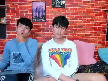 Chaturbate Sex Cam of hoot_boyss_