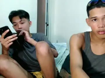 Chaturbate Live Sex Cam of urdreamboy_clarin