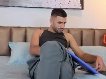 Chaturbate Free Live Porn of ethan__walker