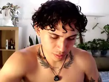 Chaturbate Live Sex Cam of no_face_69