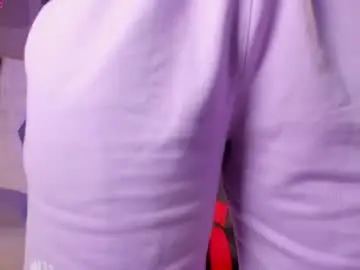 Chaturbate Free Porn Cam of axel_grey_
