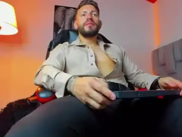 Chaturbate Best live sex cam show of dimitri_master
