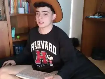 Chaturbate Live Sex Cam of lukeboyce