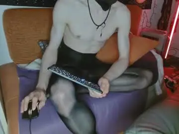 Chaturbate Best live sex cam show of nyl0nnickb0y
