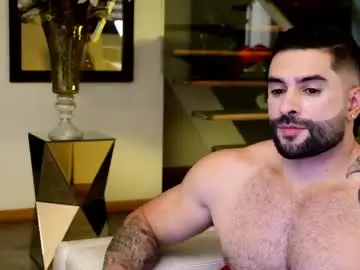 Chaturbate Live Sex Cam of lukhass