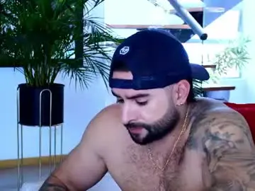 Chaturbate Nude Webcam of lukhass