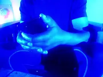 Chaturbate Live Sex Cam of plush73