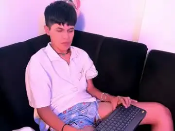 Chaturbate Free Live Porn of haku_ghospel