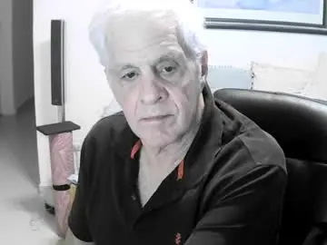 Chaturbate Live Sex Cam of max_2017