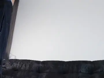 Chaturbate Free Live Porn of apoloklein_
