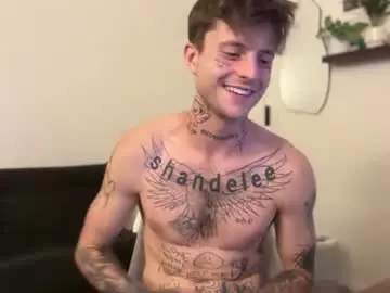 Chaturbate Nude Webcam of prettyboyszn
