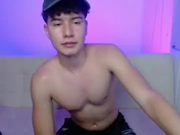 Chaturbate Watch Live Sex Cams of adrian_morelli