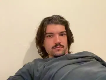Chaturbate Adult Webcams of just_a_guy_with_a_big_cock