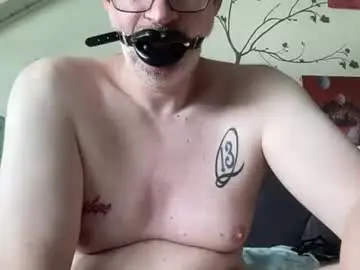 Chaturbate Live Sex Cam of gummicasual