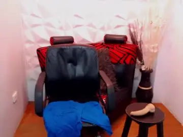 Chaturbate Best live sex cam show of alex_levi