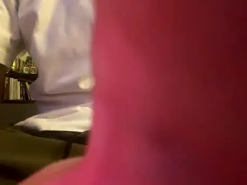 Chaturbate Watch Live Sex Cams of letmetasteit4444