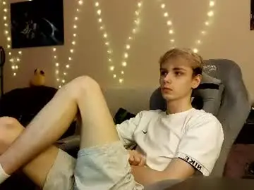 Chaturbate Adult Video Chat of danny_fox888
