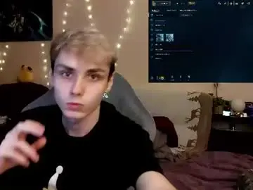 Chaturbate Best live sex cam show of danny_fox888