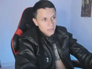 Chaturbate Live Sex Cam of goodboy69i