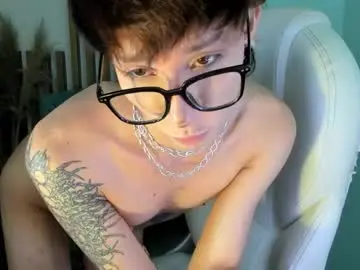 Chaturbate Live Sex Cam of andywiills