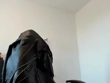 Chaturbate Nude Webcam of alphagodleatherking92