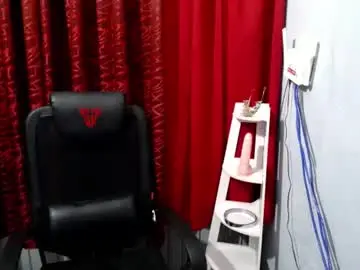 Chaturbate Sex Cam of petiteasian_boy