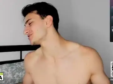 Chaturbate Live Porn of 19_david_19