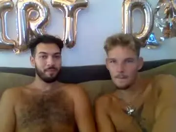 Chaturbate Adult Webcam of blondiexbrunette