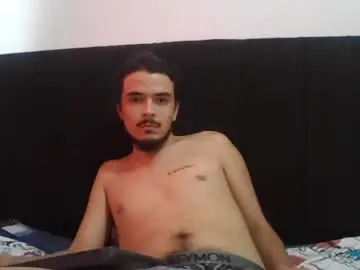 Chaturbate Watch Live Sex Cams of danielhot17