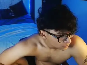 Chaturbate Private Sex Chat of mr_yisuz