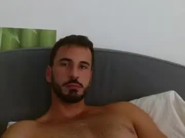 Chaturbate Sex Chat of hornyasfuckk33