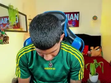 Chaturbate Live Porn of damian_latinxxx