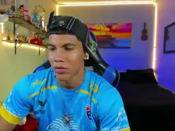 Chaturbate Live Porn of damian_latinxxx