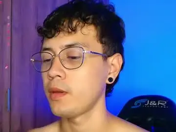 Chaturbate Live Porn of leaneseb