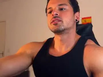 Chaturbate Nude Webcam of lucasfit24