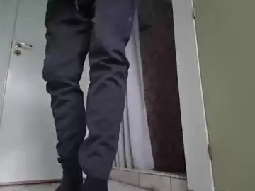 Chaturbate Free Porn Cam of skinnytomdickinson