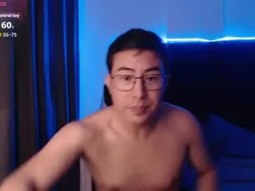 Chaturbate Live Sex Cam of andrewmhilton_