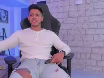 Chaturbate Free Porn Cam of ashton_coleman_