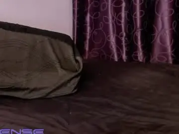 Chaturbate Live Porn of kiabigdick