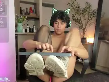 Chaturbate Adult Webcam of twink_teemo