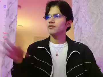 Chaturbate Adult Video Chat of chos_tay