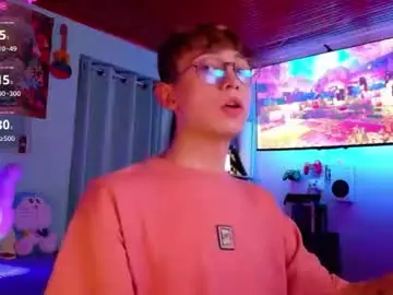 Chaturbate Live Sex Cam of chris_blake_
