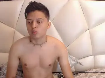 Chaturbate Nude Webcam of kevin_charless